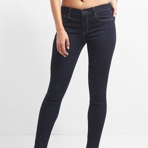 GAP - Mid Rise True Skinny Jeans (NWT)